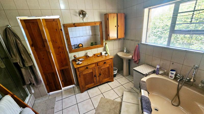 4 Bedroom Property for Sale in Dana Bay Western Cape